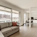 Mola By Quokka 360 - Terrace And Parking Apartment