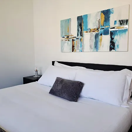 Mola By Quokka 360 - Terrace And Parking