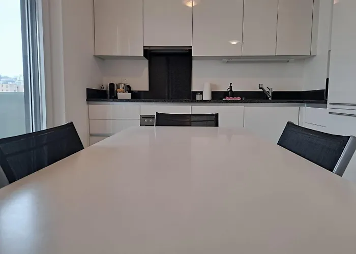 Mola By Quokka 360 - Terrace And Parking * لوغانو